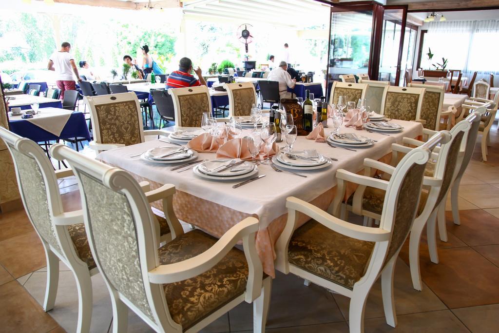 Millenium Palace Ohrid Kültér fotó